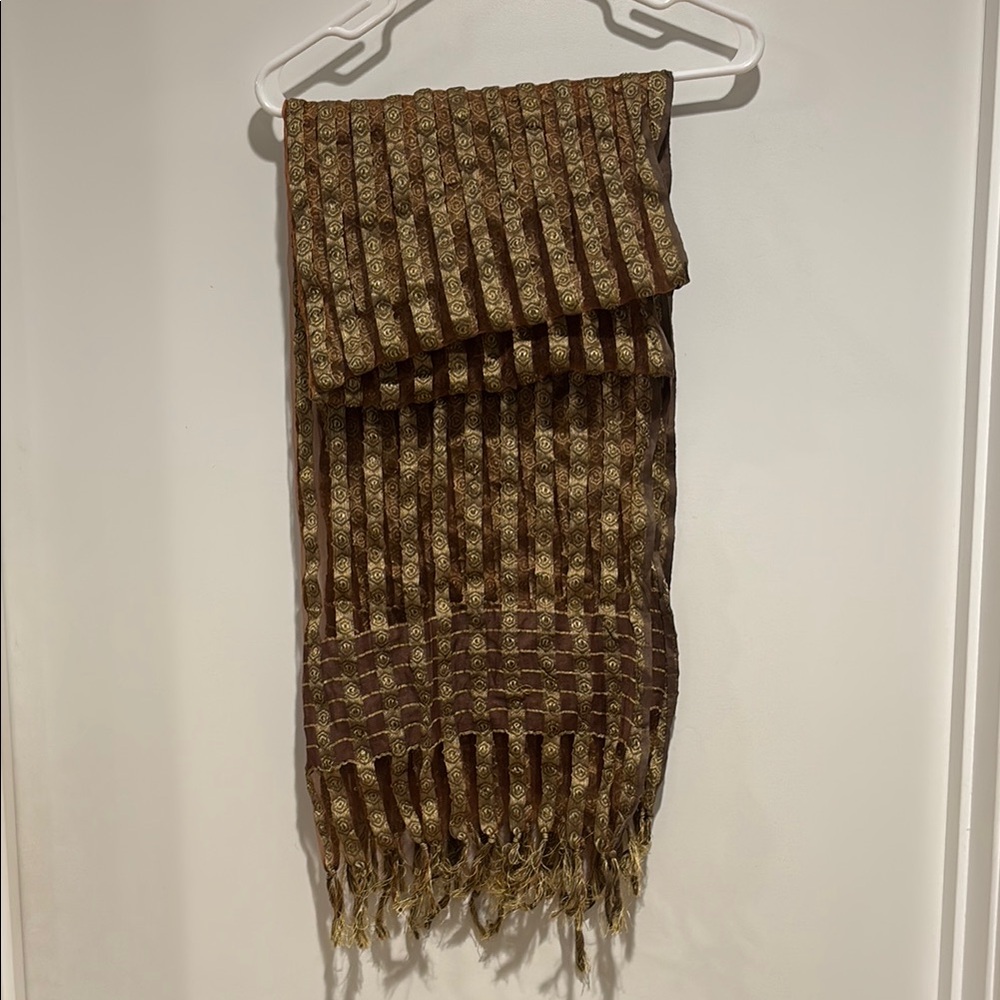 Elegant Brown and Gold Scarf
